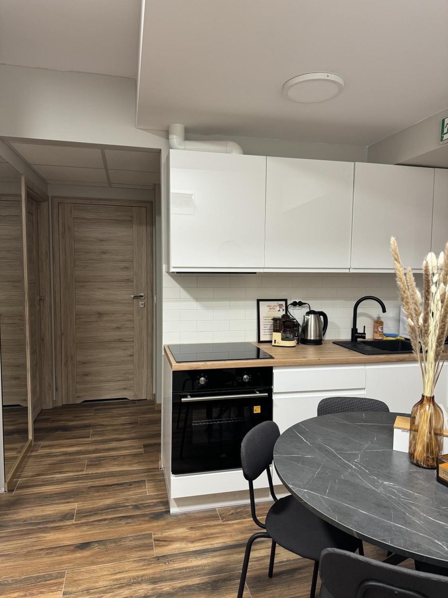A2 - - Haven - Two Shared Bathrooms Apartament Warszawa