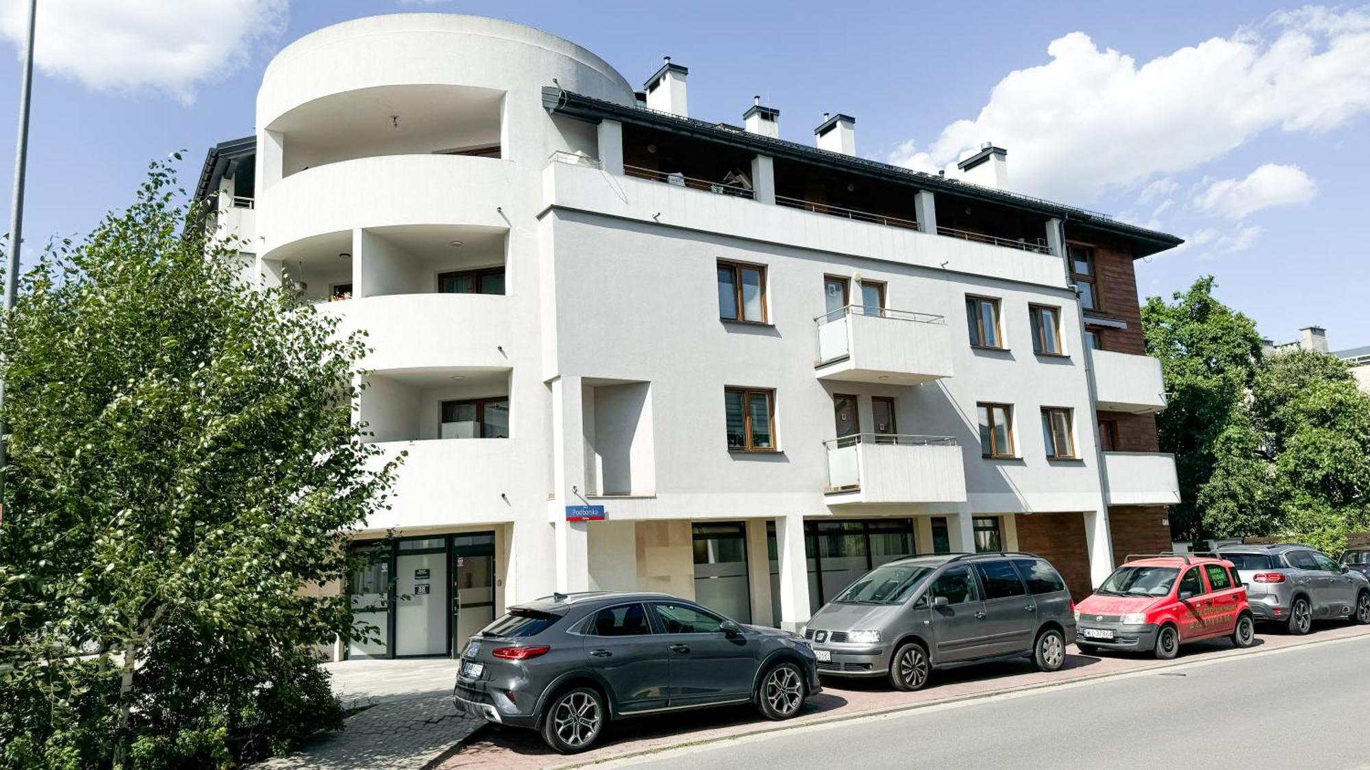 A2 - - Haven - Two Shared Bathrooms Apartament