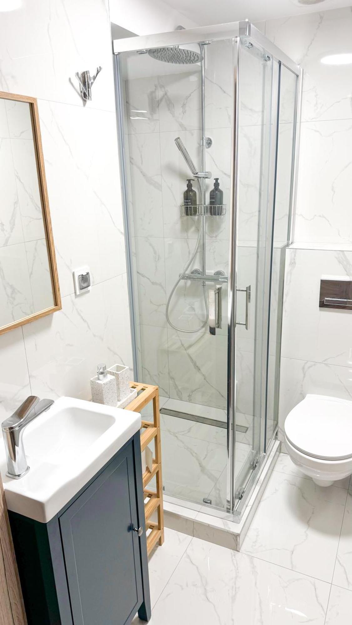 A2 - - Haven - Two Shared Bathrooms Apartament
